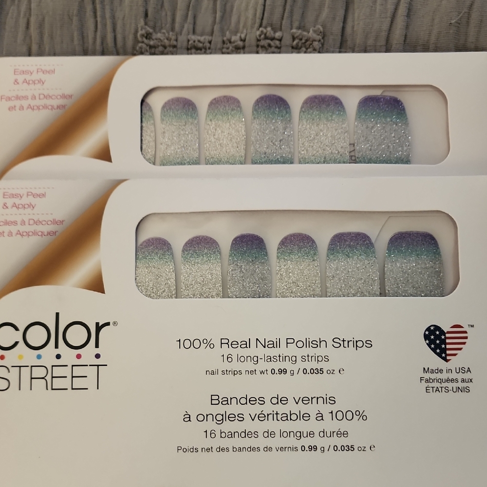Color Street Ombre Nail Strips - Pacific Waters. 2 Available